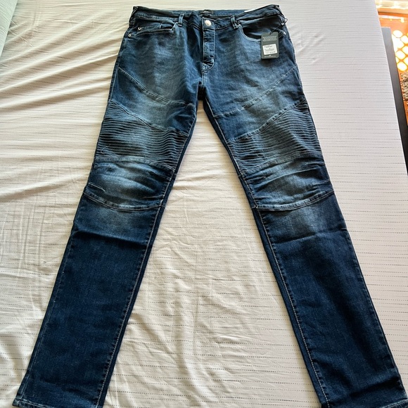 True Religion 36 Rocco Relaxed Skinny Jeans - Picture 5 of 16